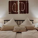 Premium 4br Apartment, Stunning Views Overlooking The Station Coblença