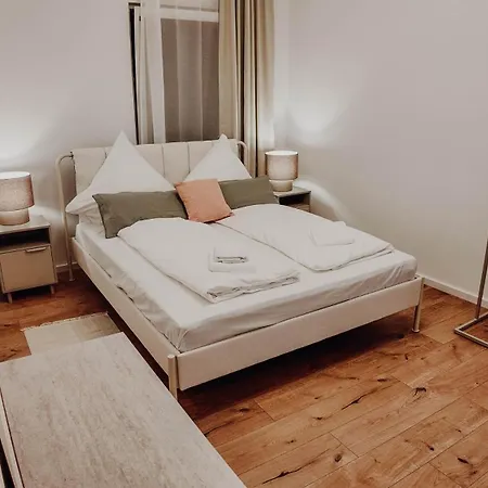 Premium 4br Apartment, Stunning Views Overlooking The Station Apartament Koblencja