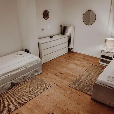 Appartement Premium 4br Apartment, Stunning Views Overlooking The Station