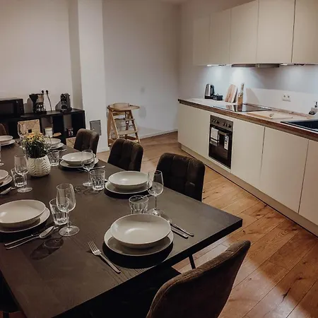 Apartament Premium 4br Apartment, Stunning Views Overlooking The Station Koblencja