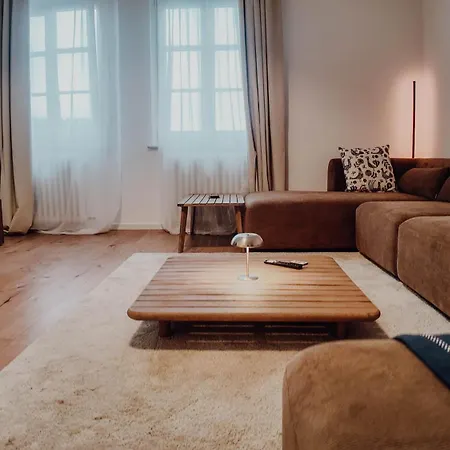 Premium 4br Apartment, Stunning Views Overlooking The Station Appartement