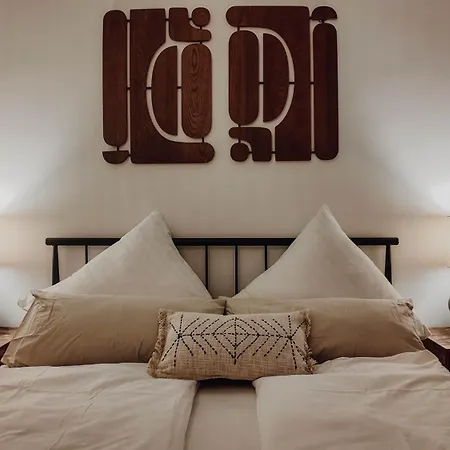 Premium 4br Apartment, Stunning Views Overlooking The Station Koblenz (Rhineland-Palatinate)