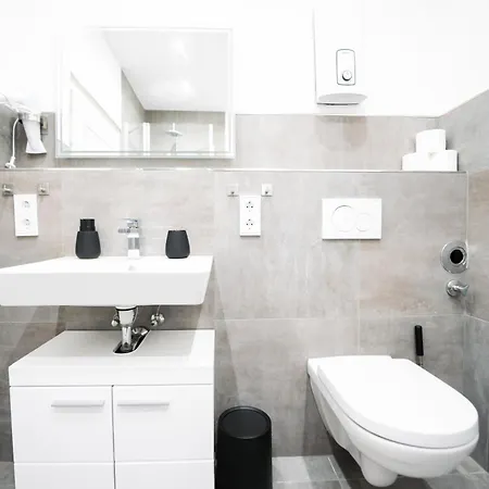 Appartamento Premium 4br Apartment, Stunning Views Overlooking The Station Coblenza