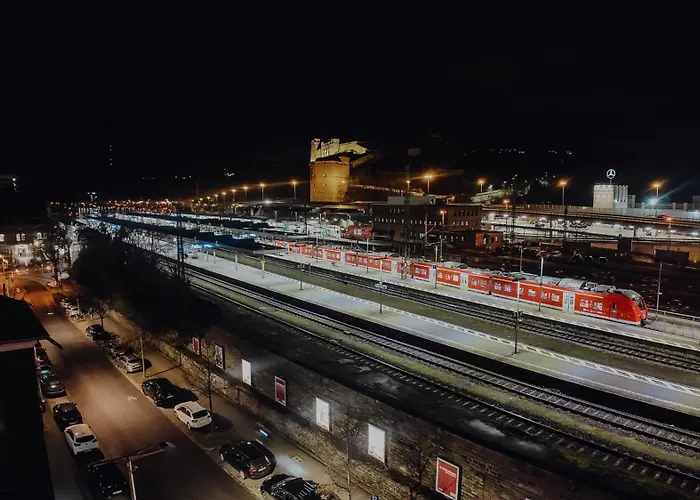 Premium 4br Apartment, Stunning Views Overlooking The Station Lägenhet *