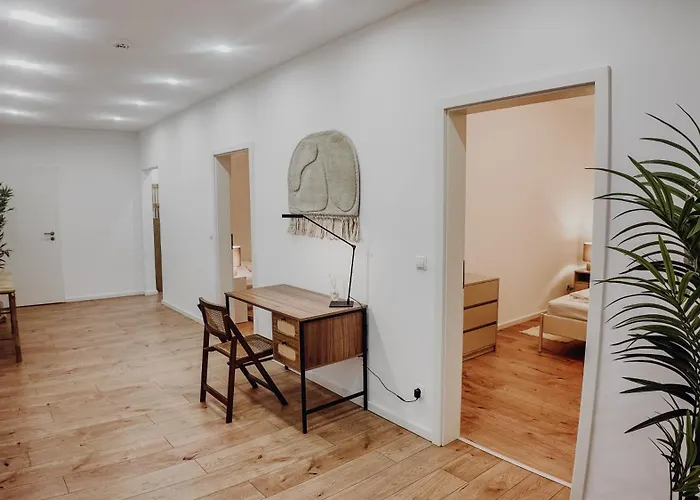 Premium 4br Apartment, Stunning Views Overlooking The Station Lägenhet Koblenz (Rhineland-Palatinate)