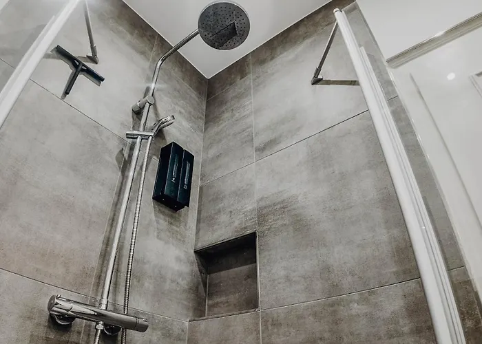 Premium 4br Apartment, Stunning Views Overlooking The Station Lägenhet Koblenz (Rhineland-Palatinate)