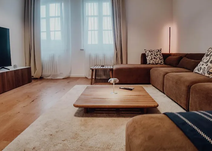 Premium 4br Apartment, Stunning Views Overlooking The Station Apartamento