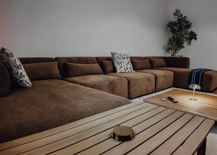 Premium 4br Apartment, Stunning Views Overlooking The Station Apartamento *