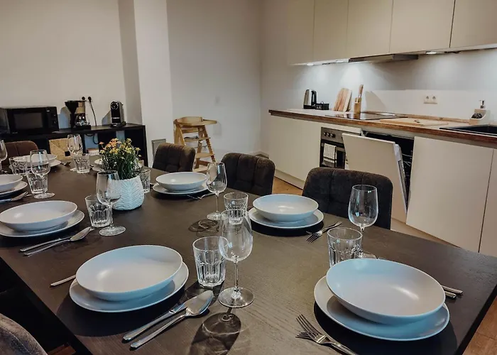 Premium 4br Apartment, Stunning Views Overlooking The Station Lägenhet Koblenz (Rhineland-Palatinate)